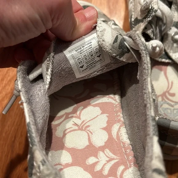 Camouflage Roxy Shoes - Picture 2 of 4